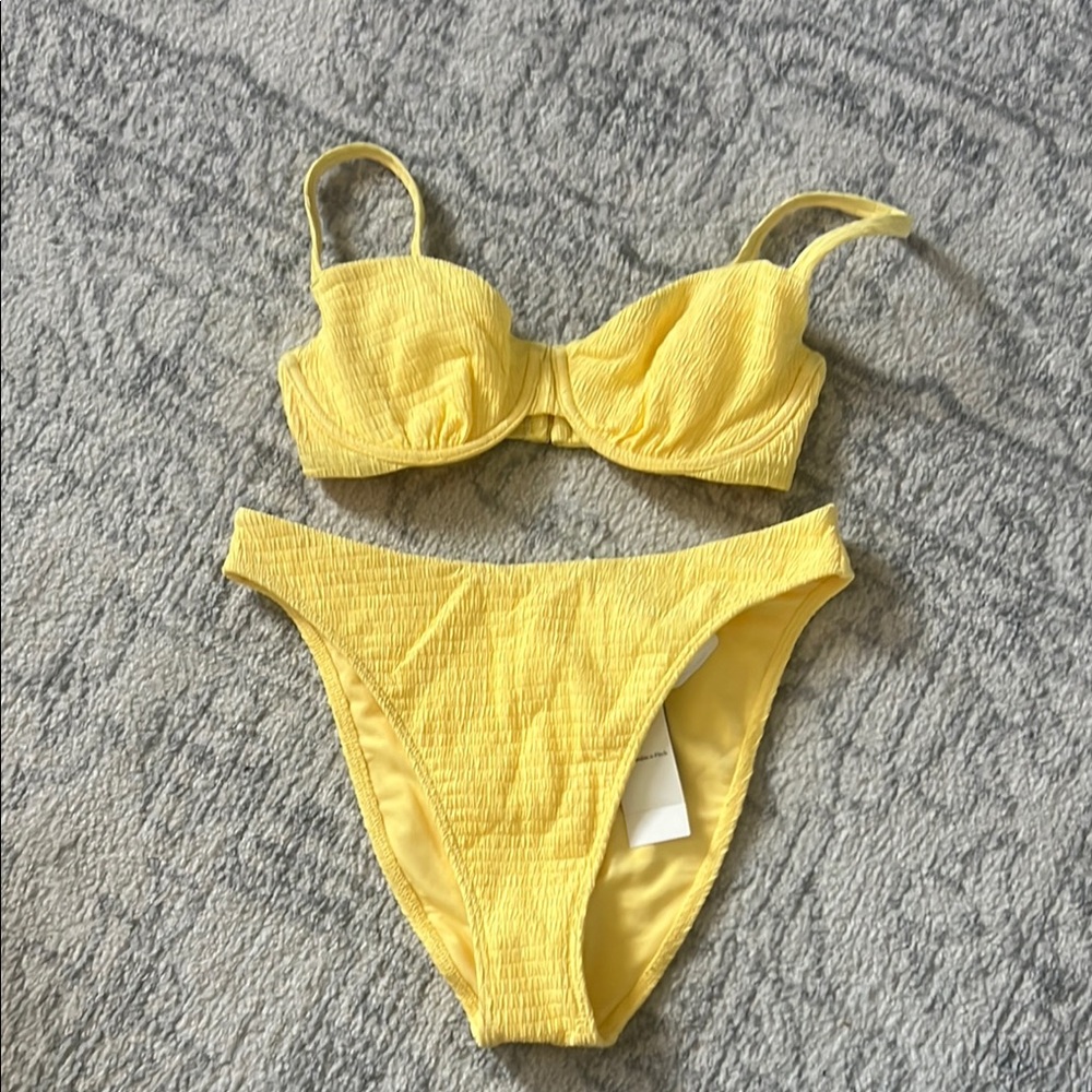Abercrombie Curve Love Crinkle Bikini in Yellow - Top XS / Bottoms S